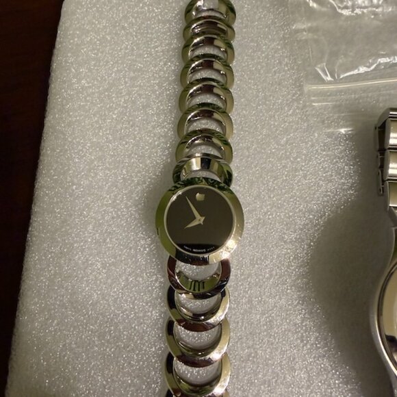 Movado set Men and Woman - Picture 5 of 8
